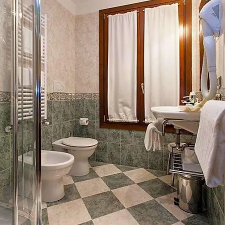 Hotel Al Ponte Mocenigo 3*
