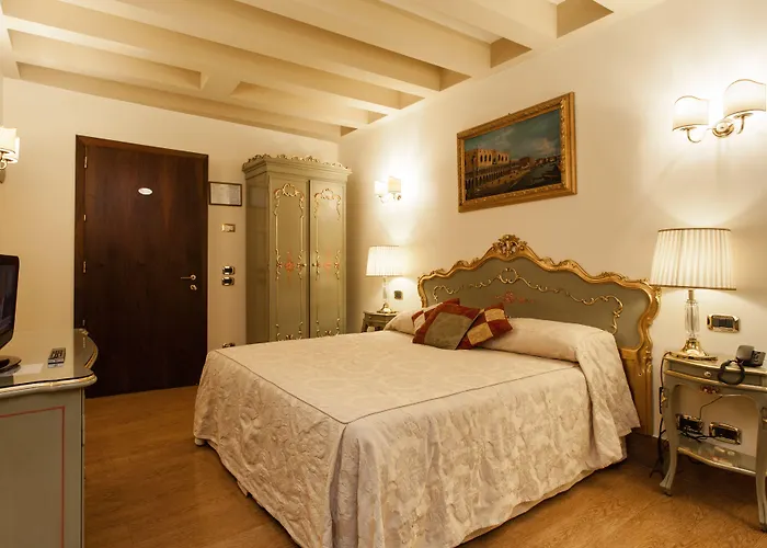 Hotel Al Ponte Mocenigo