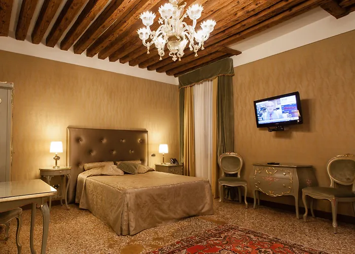 Hotel Al Ponte Mocenigo 3*
