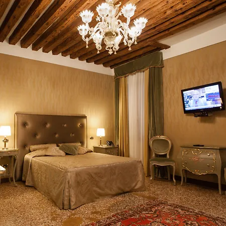 Hotel Al Ponte Mocenigo 3*