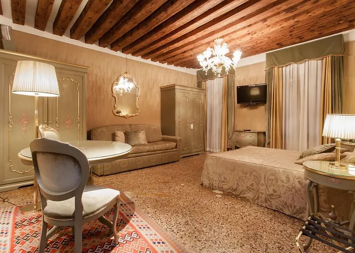 Al Ponte Mocenigo 3* Venice